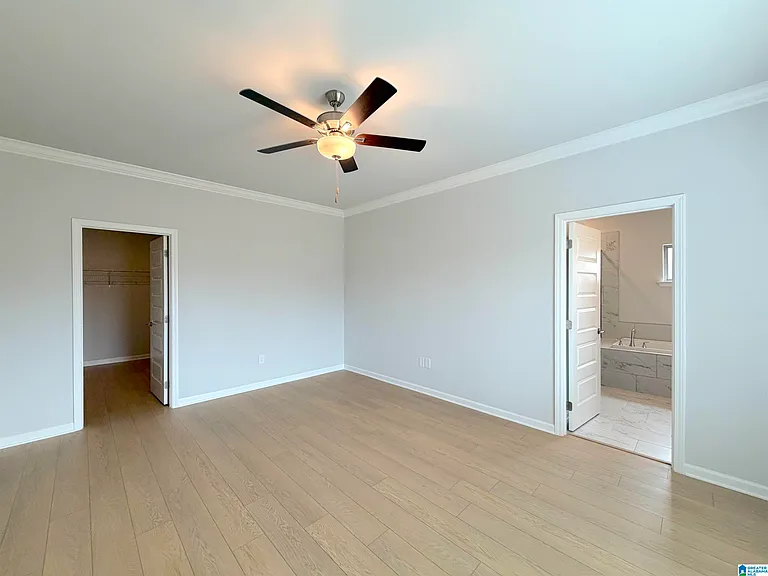 204 Stockyard Cir — Photo 10
