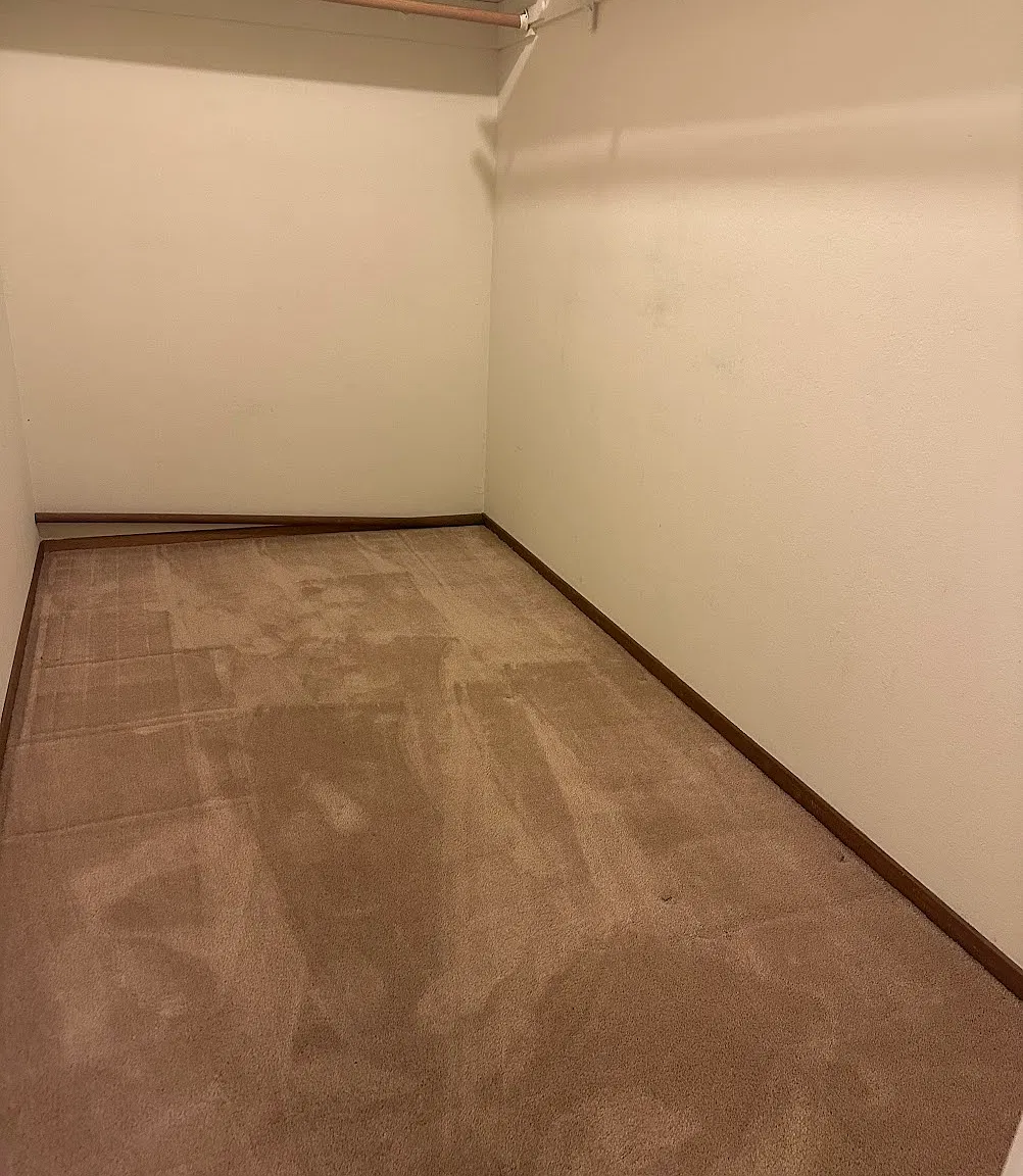 2 bed, 900 sqft, $2,750 — Photo 2