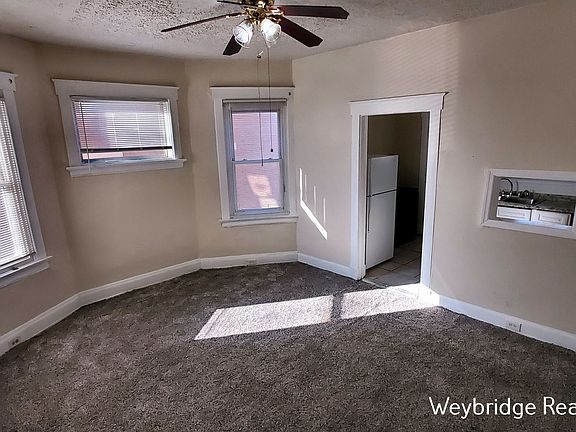 4th image of 3209 Gilbert Ave Unit 1