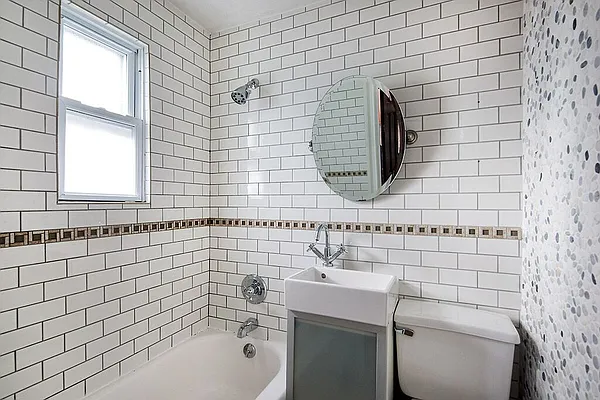 Rented by Bold New York | media 25