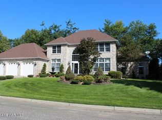 1270 Ridge Rd NE, Owatonna, MN 55060