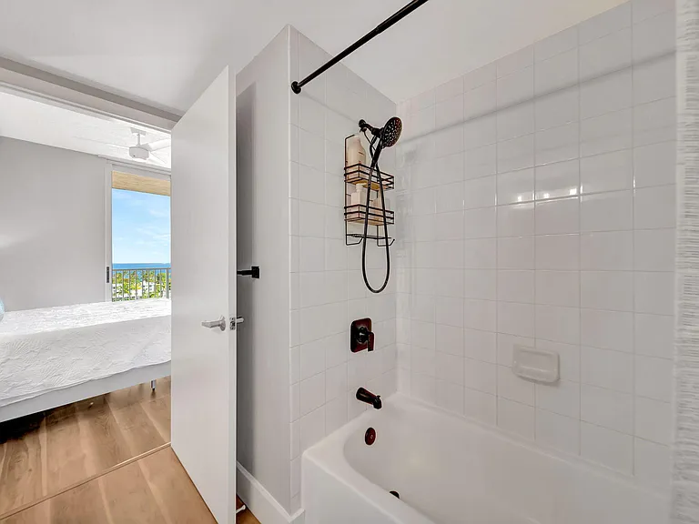 3020 NE 32nd Ave #1017 — Photo 24