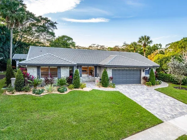 2901 NW 24th Terrace, Boca Raton, FL 33431