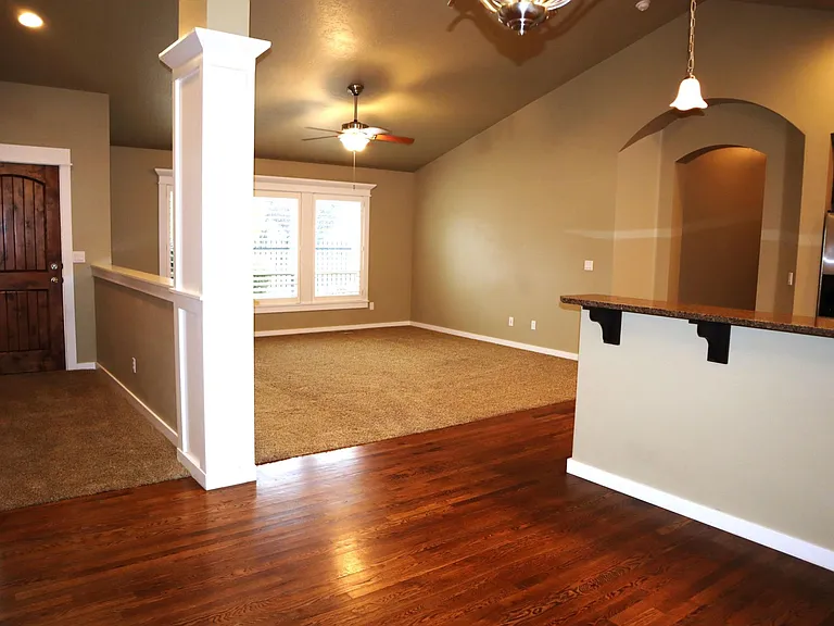 2895 E Deerhill Dr — Photo 8
