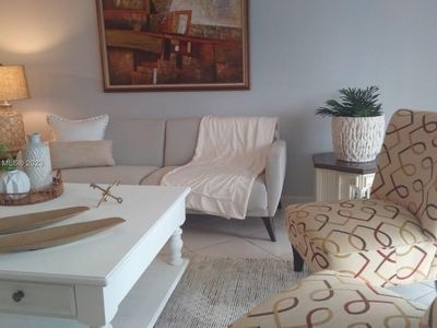 9481 Sunrise Lakes Blvd APT 203, Sunrise, FL, 33322