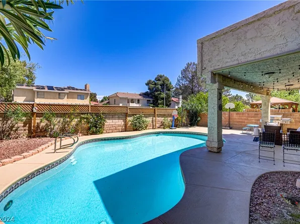 8912 Sail Bay Dr, Las Vegas, NV 89117