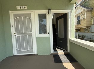 1932 Chestnut St, Oakland, CA 94607