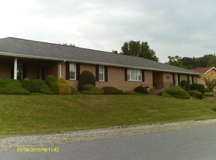 731 Partridge Dr, Princeton, WV 24740