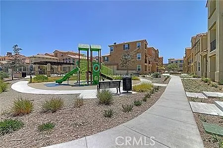 421 Camino Ruiz — Photo 36
