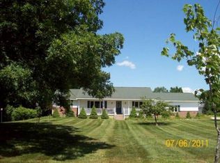618 Riverview Ct, Gladwin, MI 48624