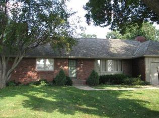 1549 S 126th St, Omaha, NE 68144