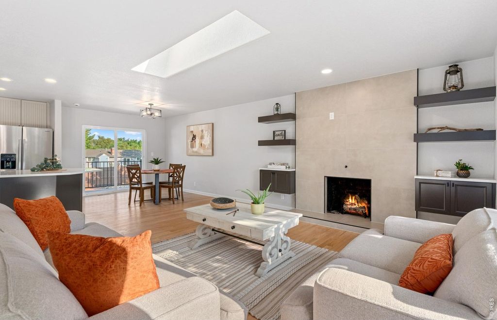 1115 Jennifer Dr