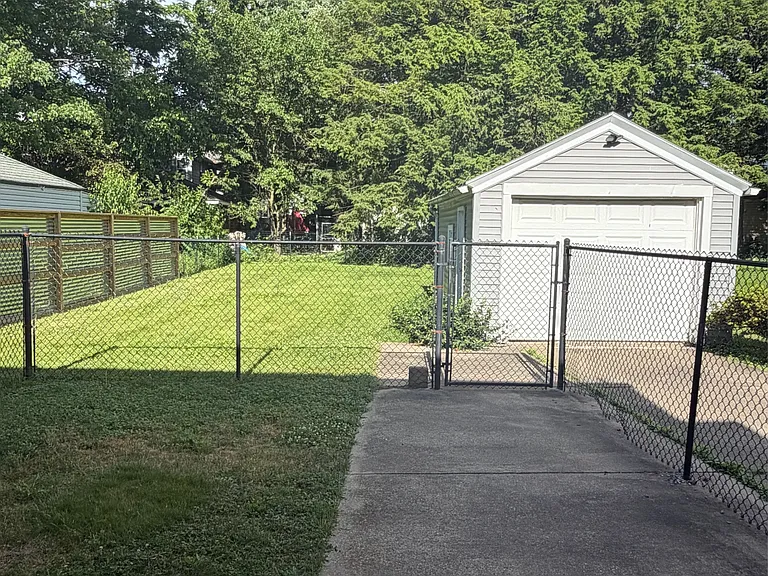 51 N Dunlap Ave — Photo 10