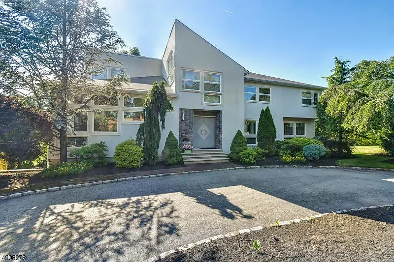 21 Sunset Ct photo 1