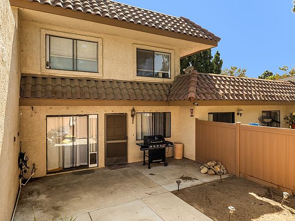 4th image of 573 Eakins Ln