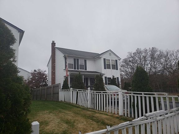 2nd image of 180 Washington Ave