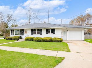 503 N 3rd St, Fort Atkinson, WI 53538