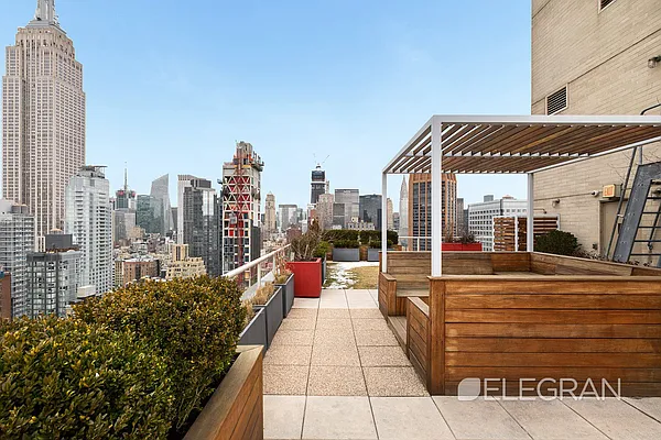 Rented by (Legacy) Elegran | media 6