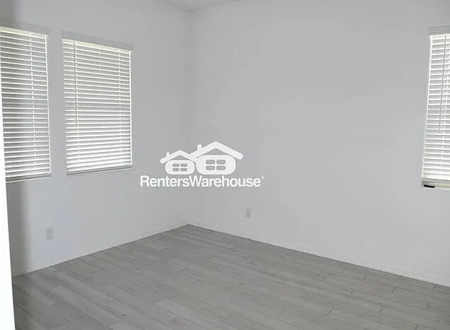 2700 N 216th Ave — Photo 10