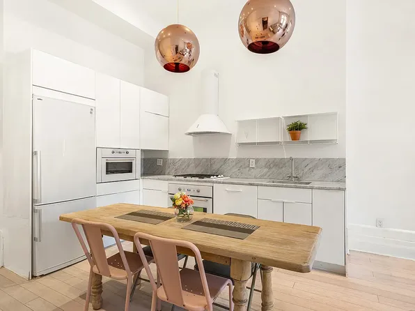 168 West 130th Street image 16 of 62