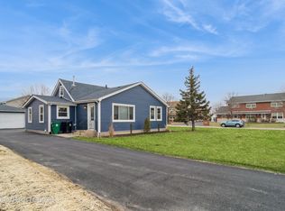 7951 S Oketo Ave, Bridgeview, IL 60455