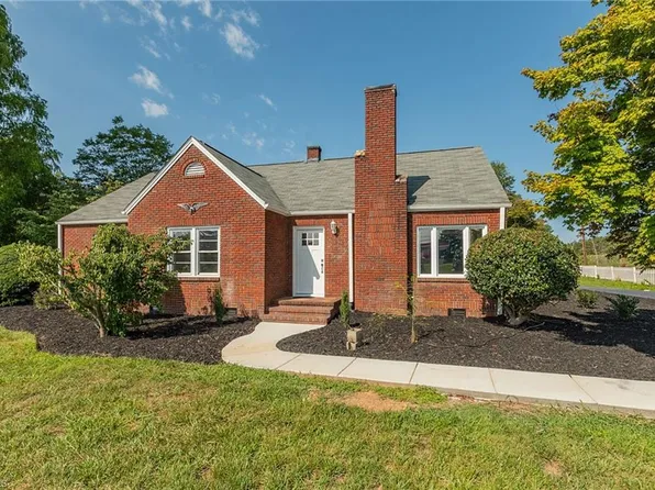 1716 Us Highway 220, Stokesdale, NC 27357
