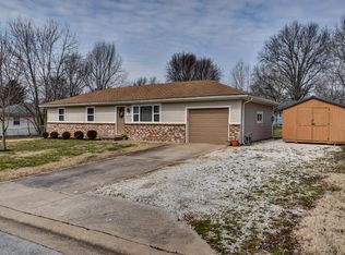 405 Aspen Dr, Nixa, MO 65714