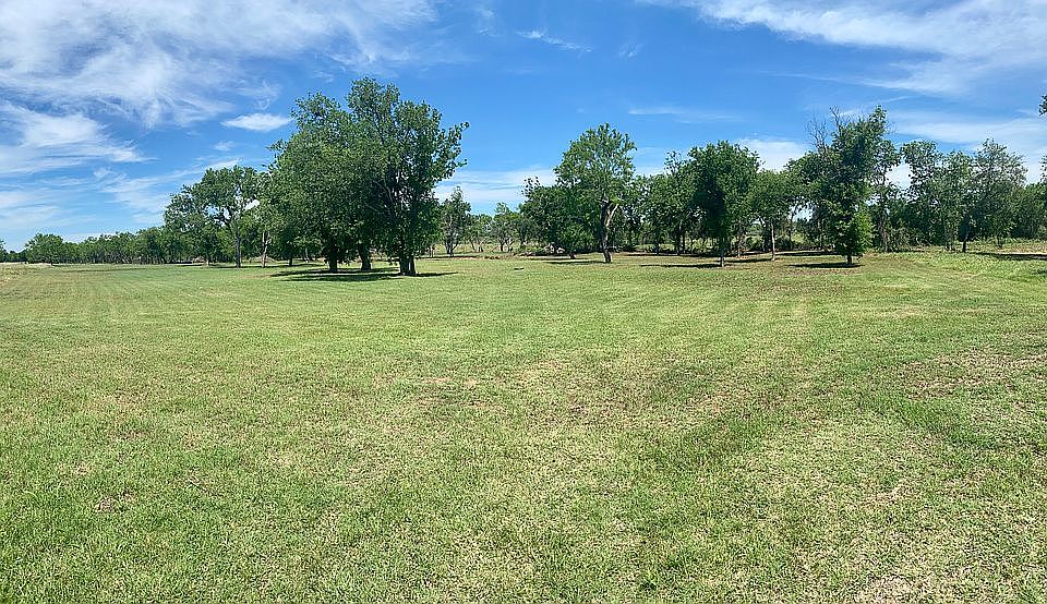 1st image of 129 Colibro Creek Dr