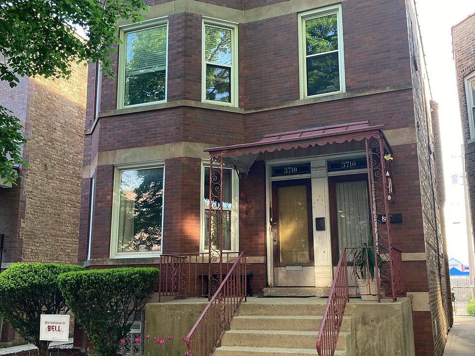 1st image of 3710 N Claremont Ave #1