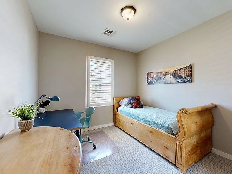 4063 E Windsor Dr — Photo 16