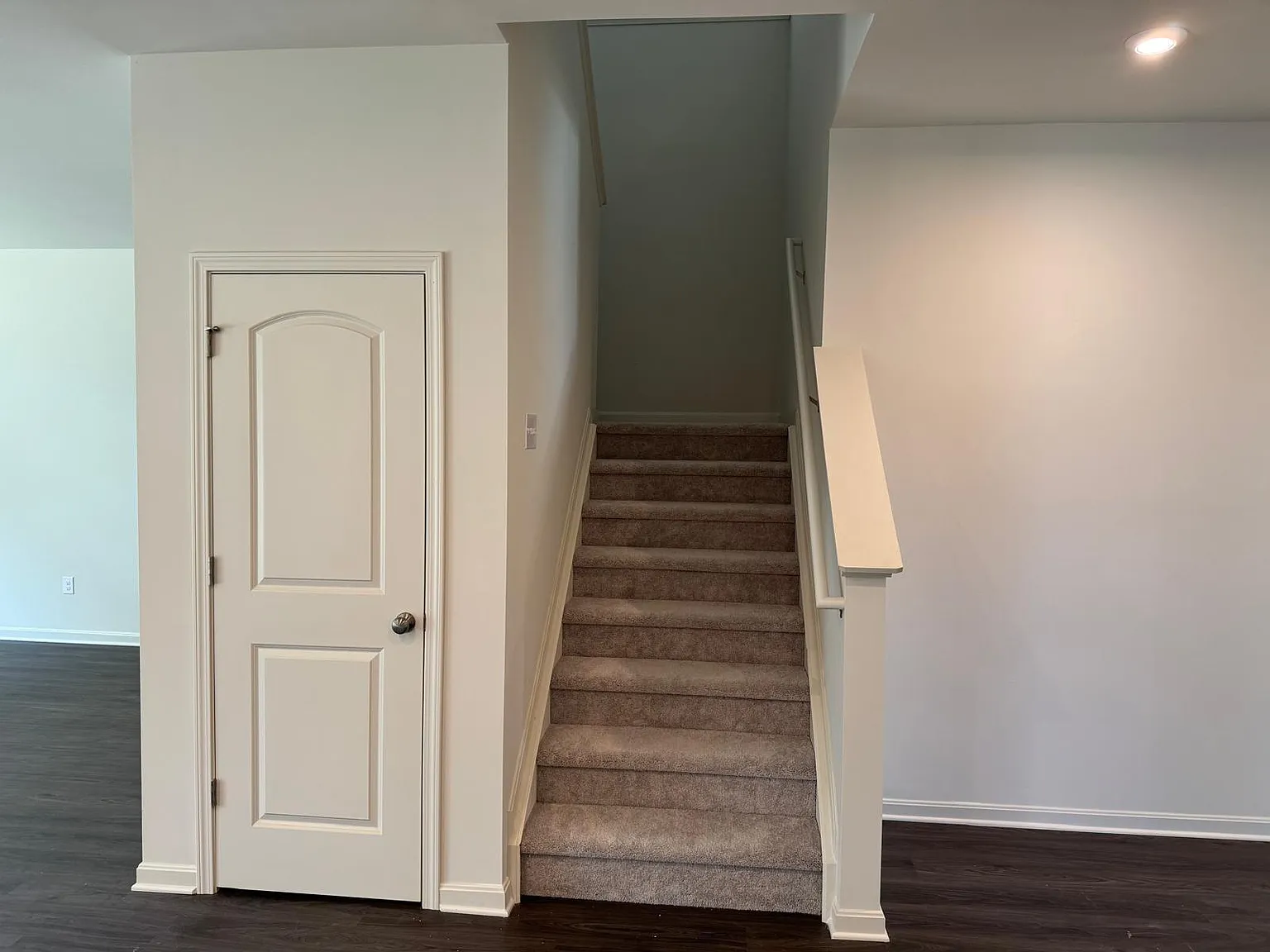 4 bed, 3020 sqft, $2,800 — Photo 4