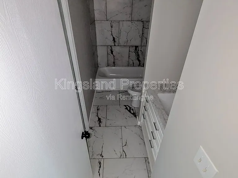 2217 Wendy Way Dr — Photo 9