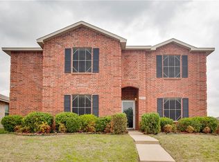2904 Cottage Ln, Lancaster, TX 75134