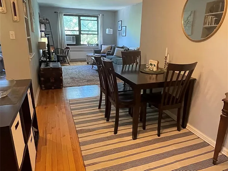 212-4 75th Ave — Photo 3