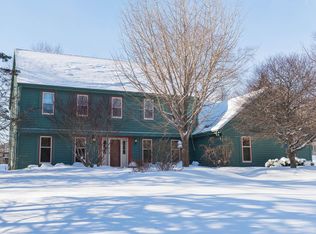 12845 NW Shoreland Dr, Mequon, WI 53097