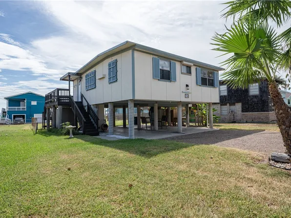 734 S Sandpiper Rd, Ingleside, TX 78362