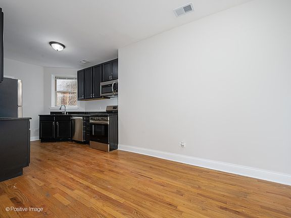 4th image of 4104 W Wabansia Ave APT 1E