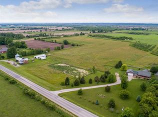 1696 250th St NW, Oxford, IA 52322