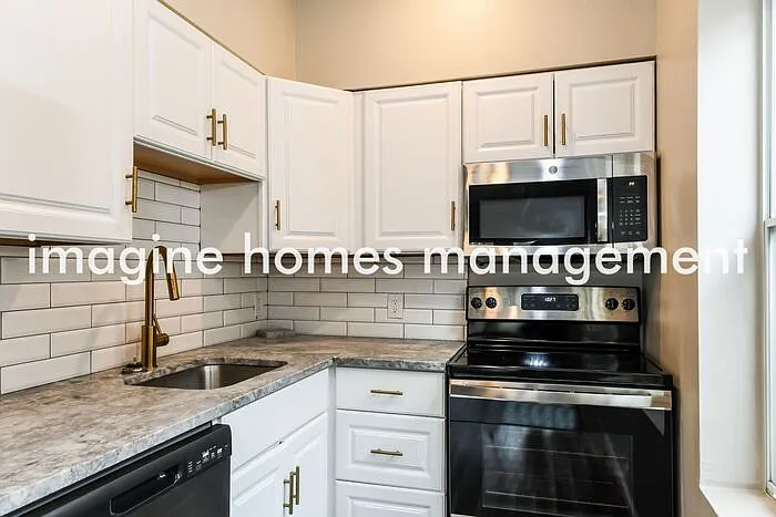 4258 McPherson Ave #3C — Photo 7