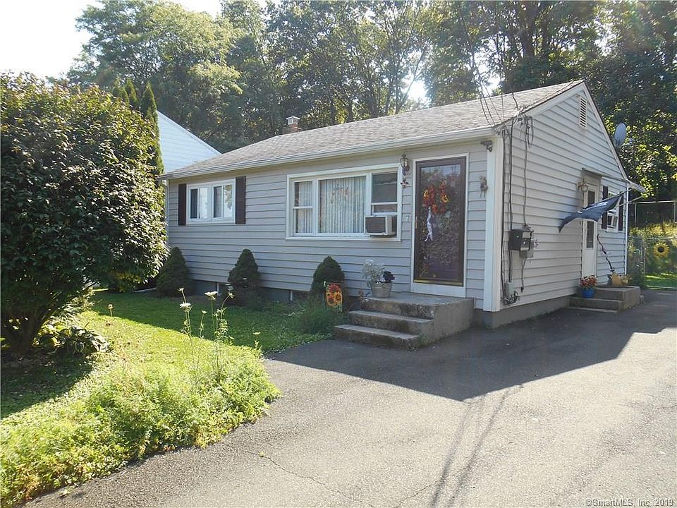 1st image of 11 Nachilly Dr