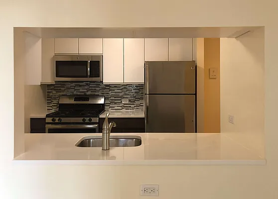 Rented by Kahen Properties | media 7