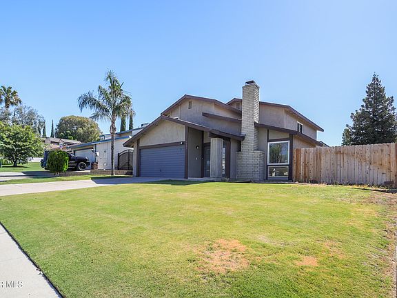 3rd image of 3001 Catalina Dr