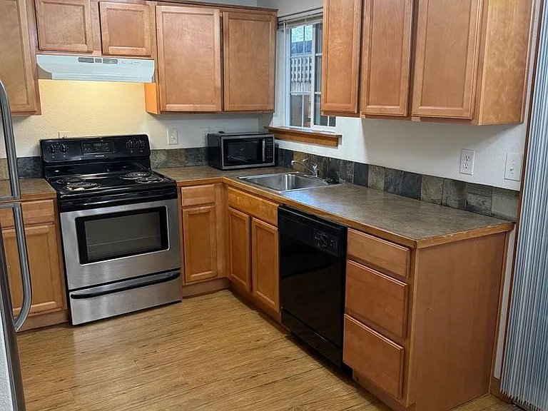 7215 SE Powell Blvd — Photo 6