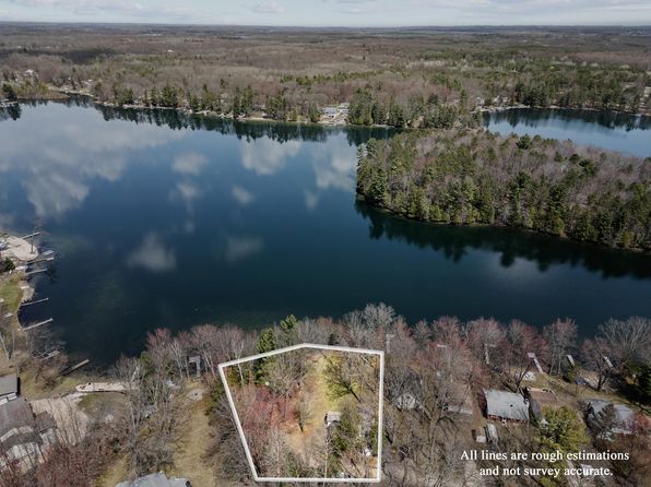 8982 W School Section Lake Dr, Mecosta, MI 49332
