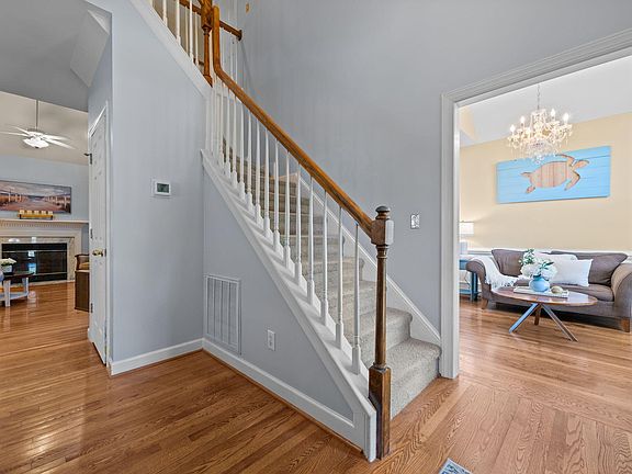 4th image of 8500 Bluebill Ct
