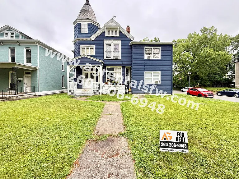 1302 W Washington Blvd — Photo 1