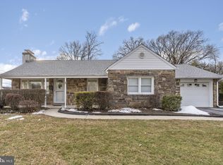 1 Highland Ave, Flourtown, PA 19031