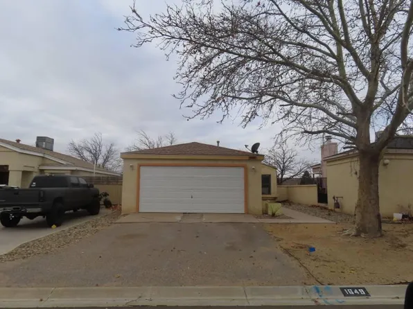 1649 Hollyberry Dr NE, Rio Rancho, NM 87144