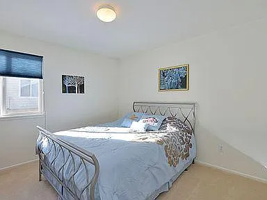 342 Las Lomas St — Photo 9