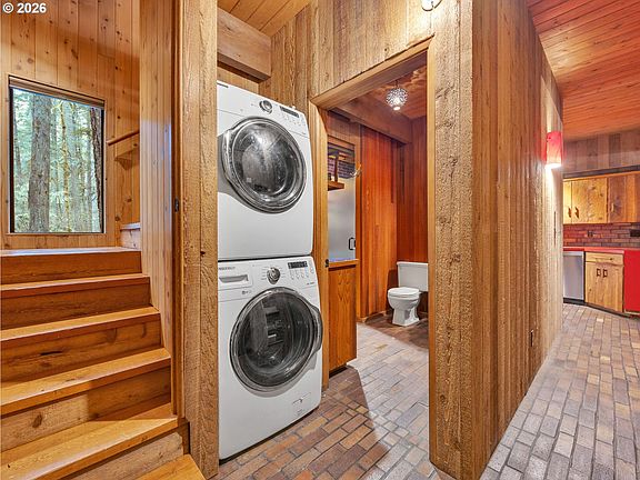 28th image of this home